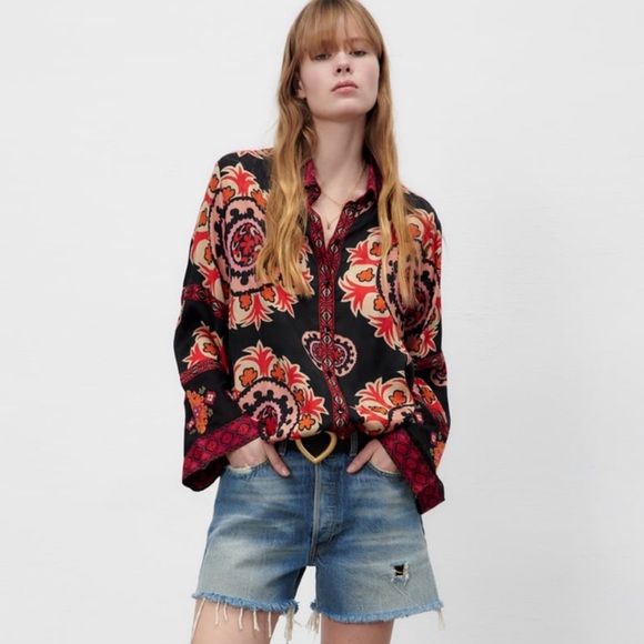 Zara Tops - Zara Printed Boho Top Blouse Flared Sleeves XS NWT